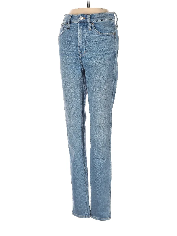 High-Rise Straight-leg Jeans in Light WashThe Best Deals Won’t Wait!