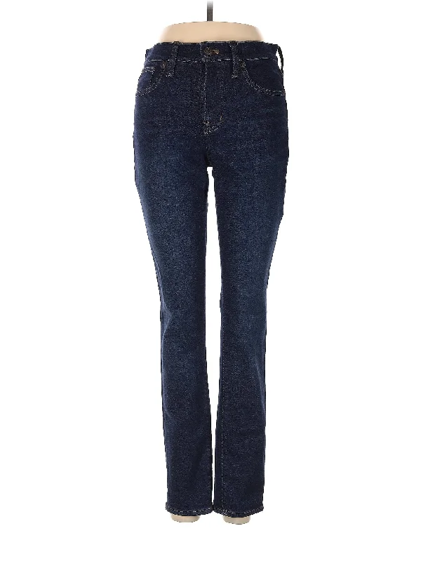 Mid-Rise Bootleg Jeans in Dark WashMassive Price Cuts!
