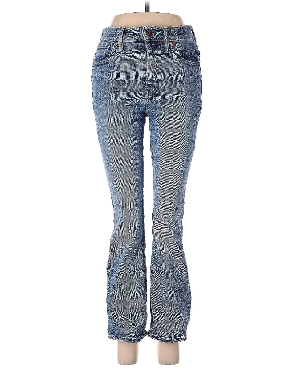 Mid-Rise Bootleg Jeans in Light WashMega Sale Happening Now!