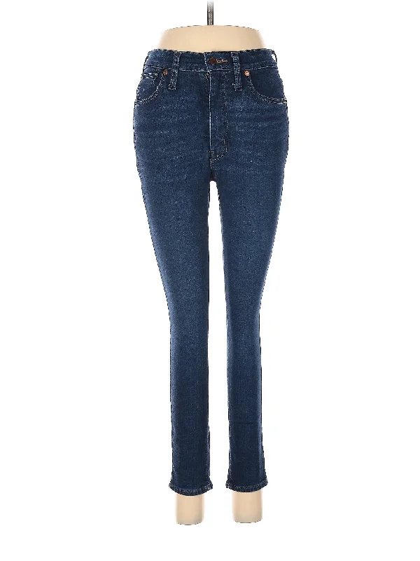 Mid-Rise Skinny Jeans in Dark WashYour Best Deals Are Here!
