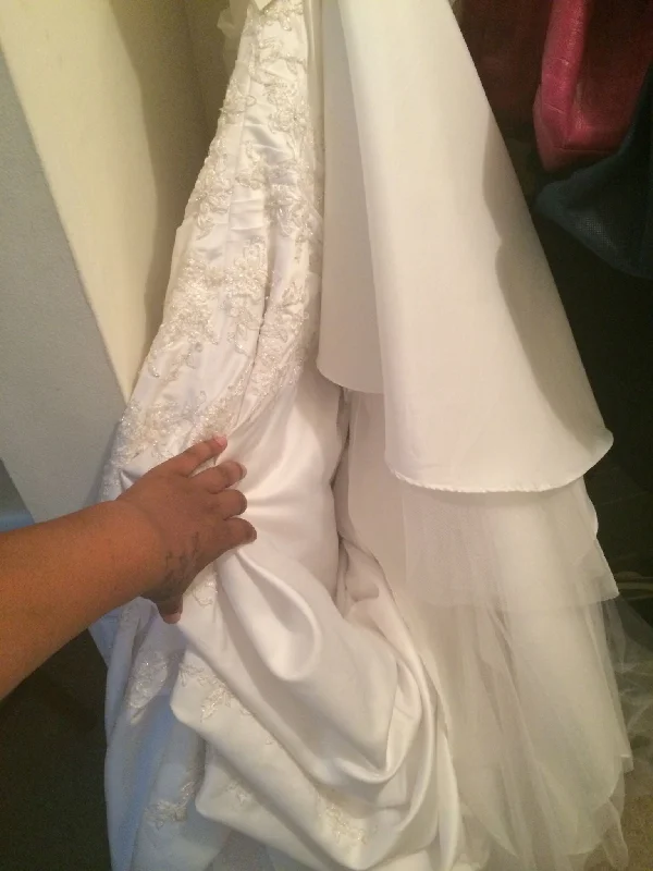 David's Bridal 1301.1204Huge Savings – Act Now!