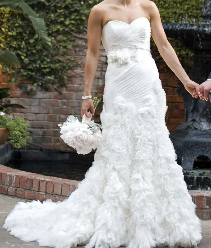 Enzoani GloriaLimited Deals, Unlimited Savings!