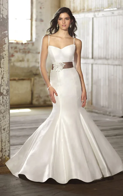 Essense of Australia D1367Best Deals Just for You!