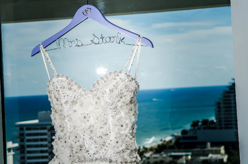 Lazaro Lazaro 3209One Click Away from Big Savings!