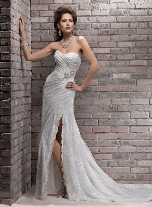 Maggie Sottero Maggie Sottero Myra Size 6Shop Now and Save!