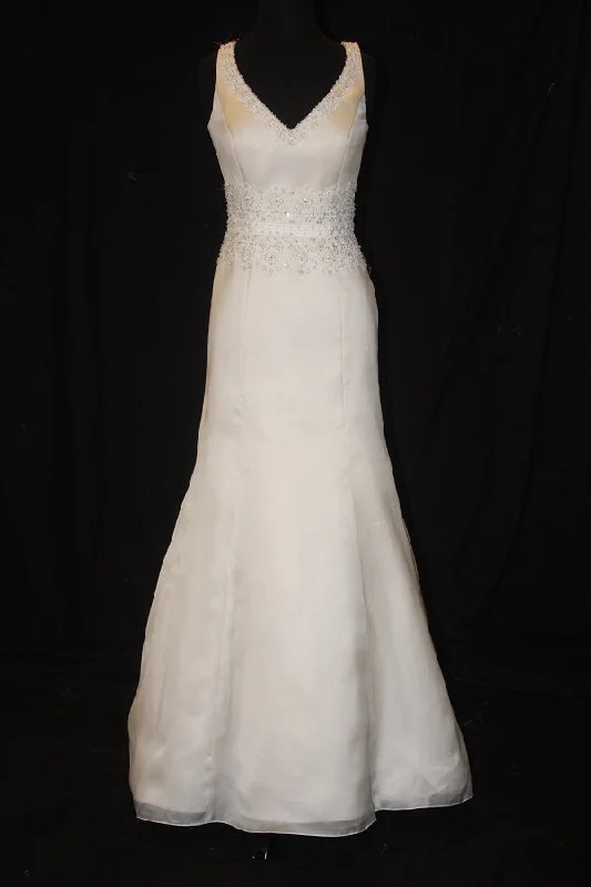 Priscilla of Boston 4110Get It Before It’s Gone!