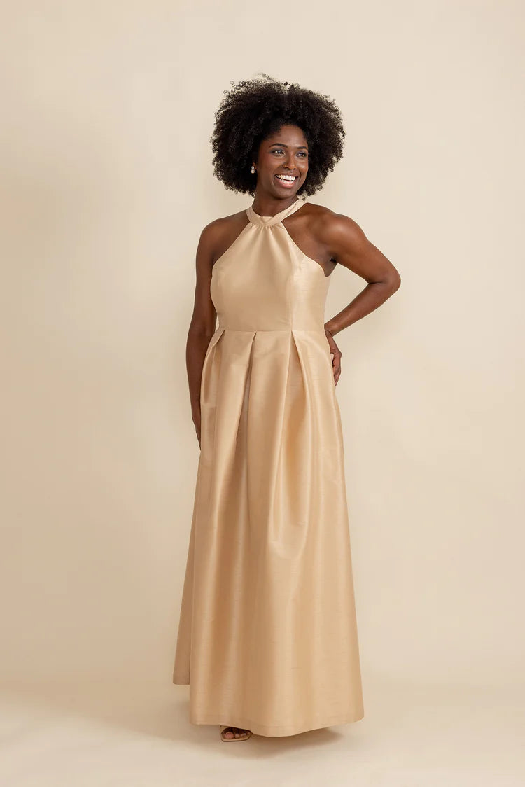 Abby Bodice with Dahlia Skirt Long in JacquardToday’s Deals, Tomorrow’s Regrets!