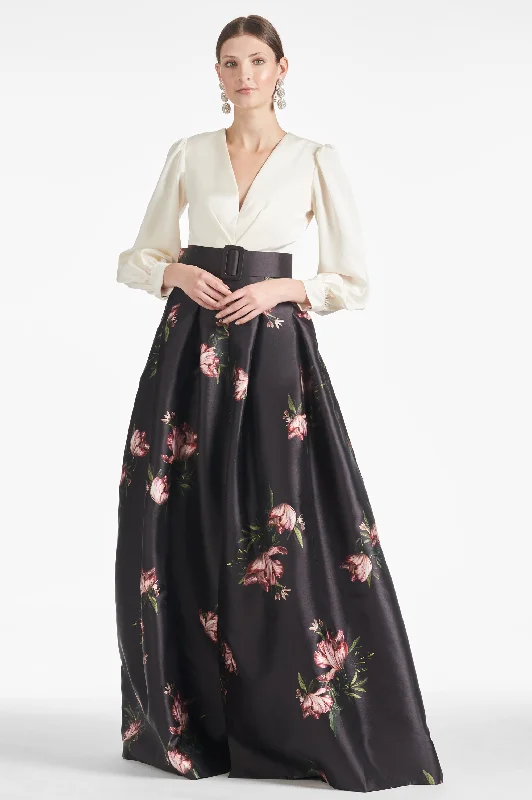 ZOE GOWN - IVORY/NOIR BLOSSOMThe Best Sale of the Year!