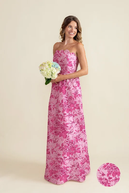 Hayes Bodice with Gathered Skirt Floor in Garden FloraThe Best Deals Won’t Wait!