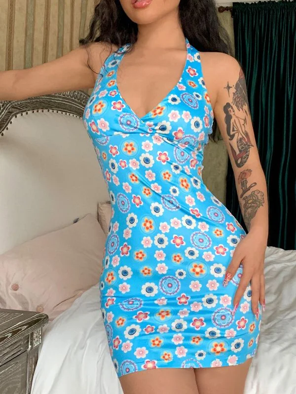 BerryBetty - Halter Floral Print Bodycon Mini DressSale Alert – Get Ready to Shop!