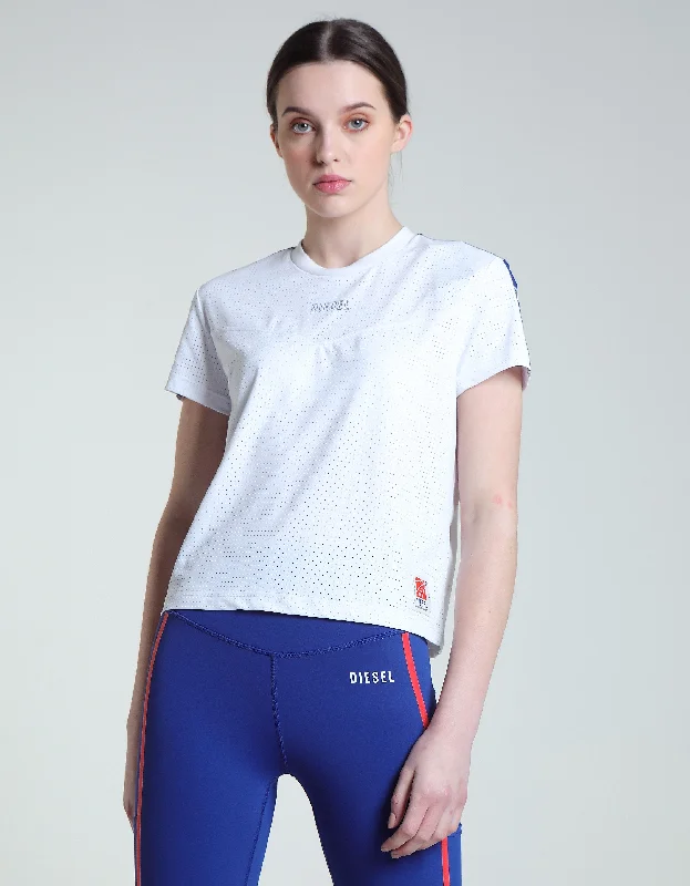 Dee Tee WhiteExclusive Offers You’ll Love!